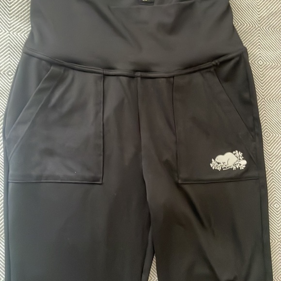 Roots kids joggers. Like new condition. - Picture 4 of 4